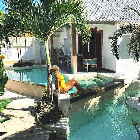 The White Key Luxury Villas ギリ・トラワンガン エクステリア 写真